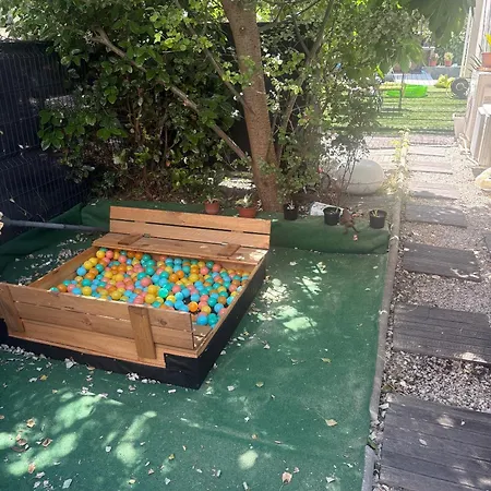 D'architecte Avec Piscine Privee, Ideal Pour Famille Vila